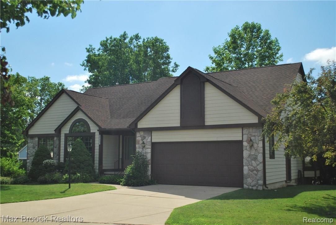 3293 Fairgrove Terrace Rochester, MI 48309 - Photo 32 of 37 DSC_0010.JPG