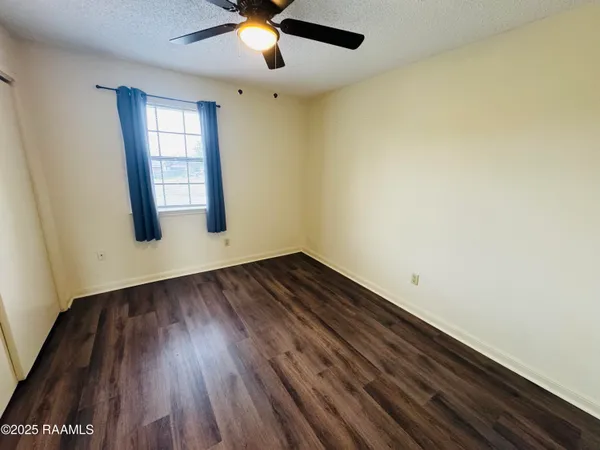 $1,295 | 2419 Robley Drive, Lafayette, LA 70503