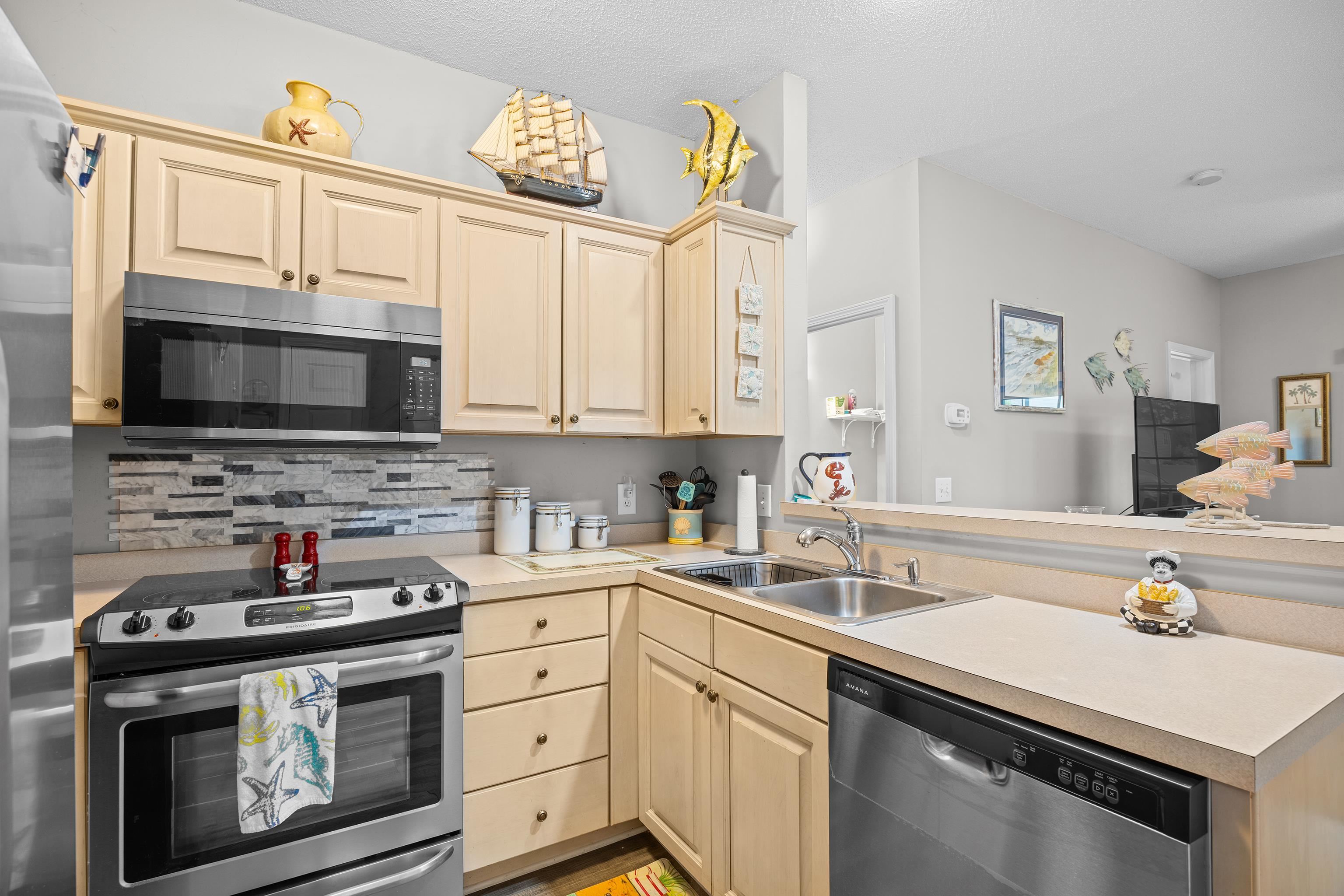 5406 Sweetwater Boulevard, Unit 5406 Murrells Inlet, SC 29576 - Photo 6 of 38