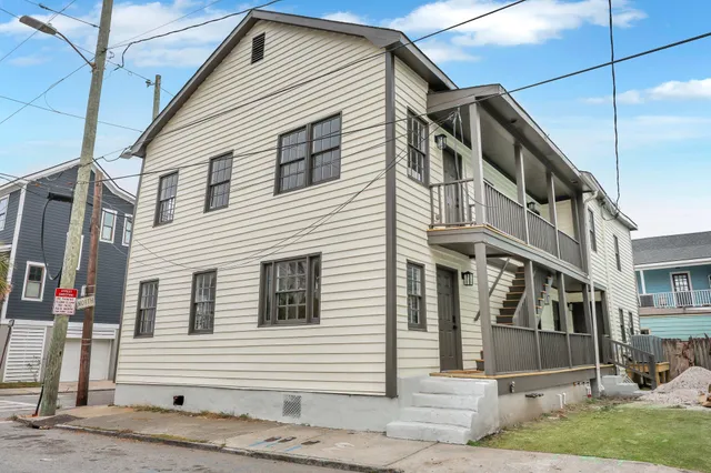 $2,700 | 90 Hanover Street, Unit B, Charleston, SC 29403
