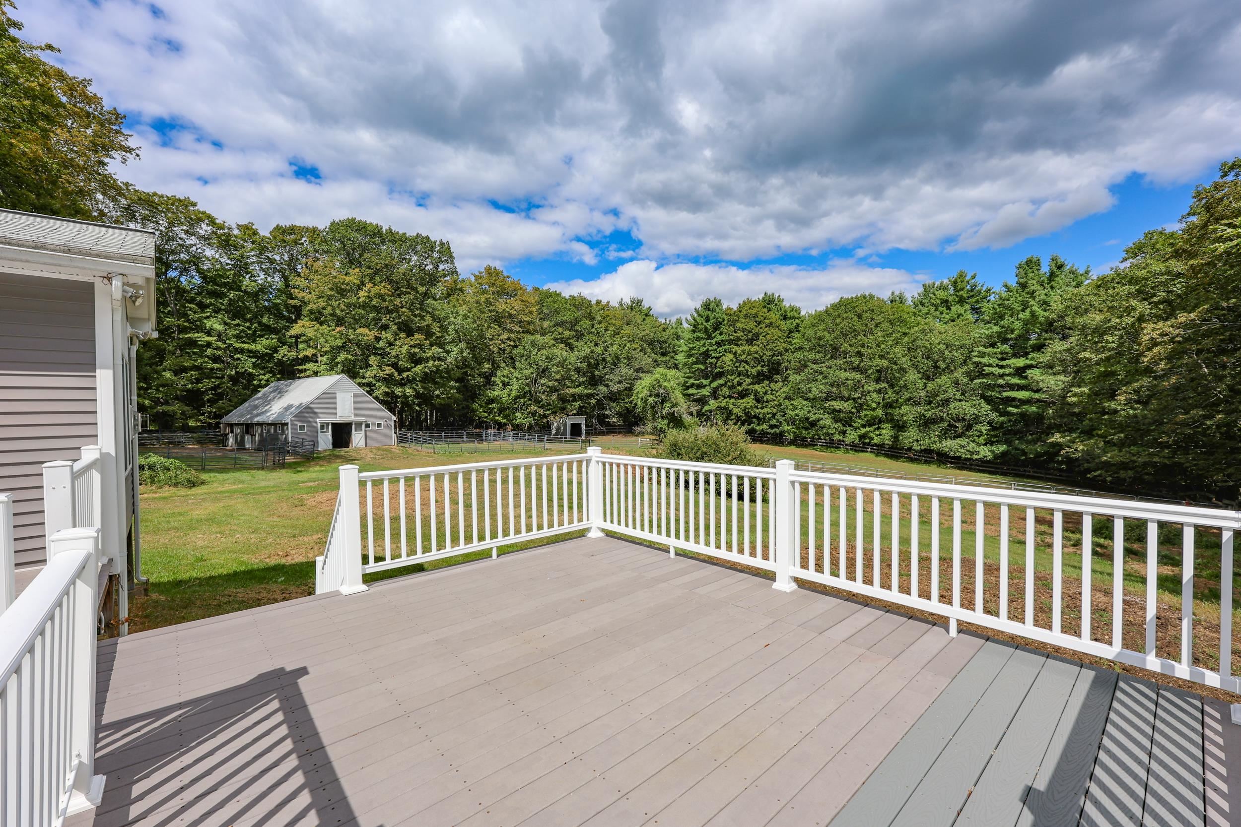 55 Holbrook Hill Road Bedford, NH 03110 - Photo 7 of 43