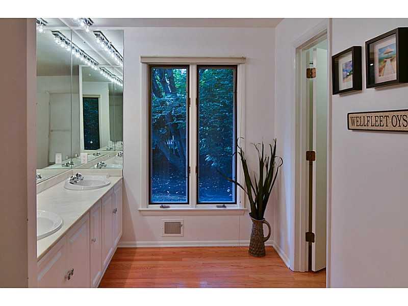 116 Tree Farm Road Fox Chapel, PA 15238 - Photo 16 of 25 Master Bath/Spa.