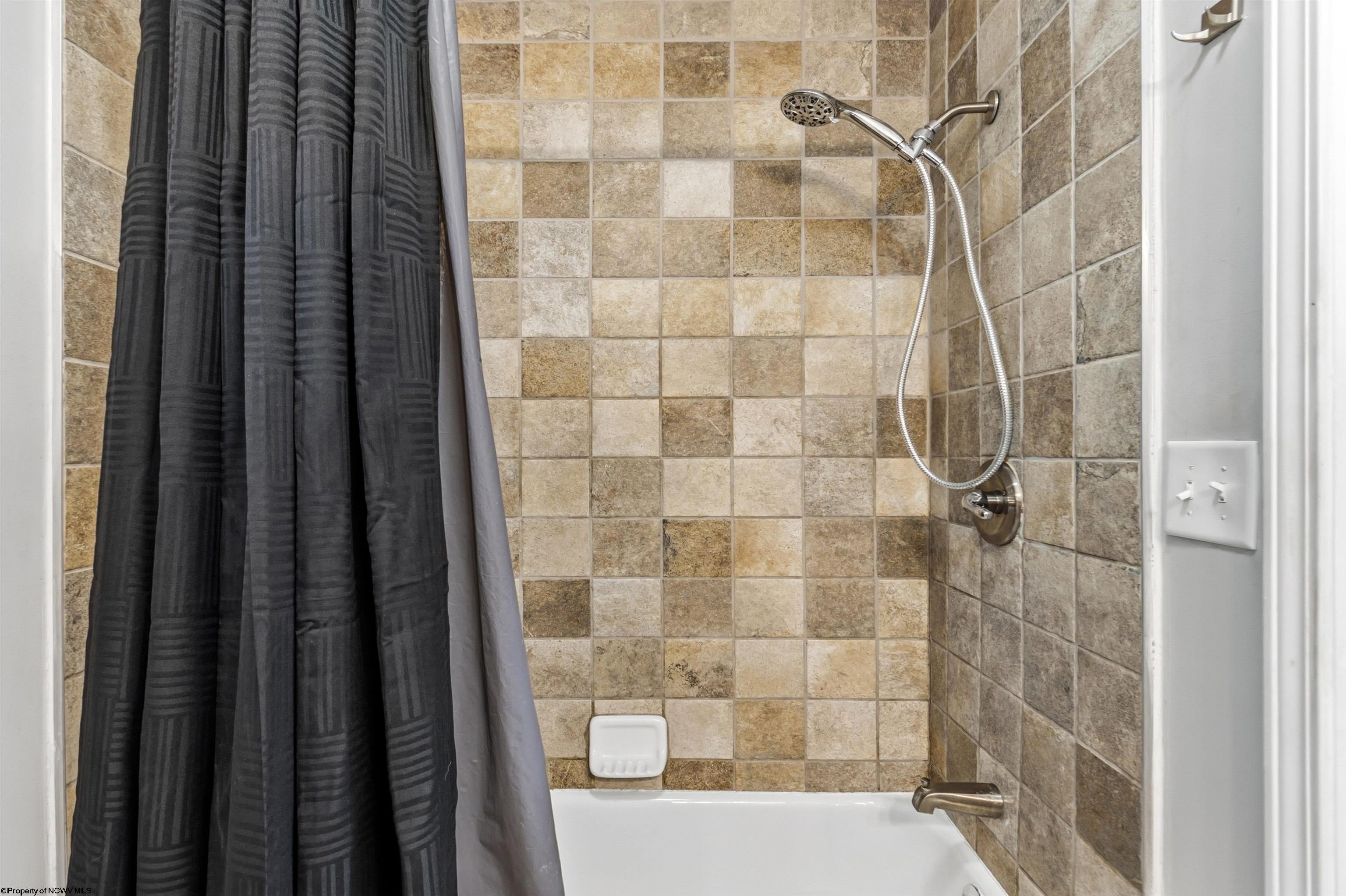 232 Kelly Road Morgantown, WV 26508 - Photo 11 of 26 Gallery Image 11