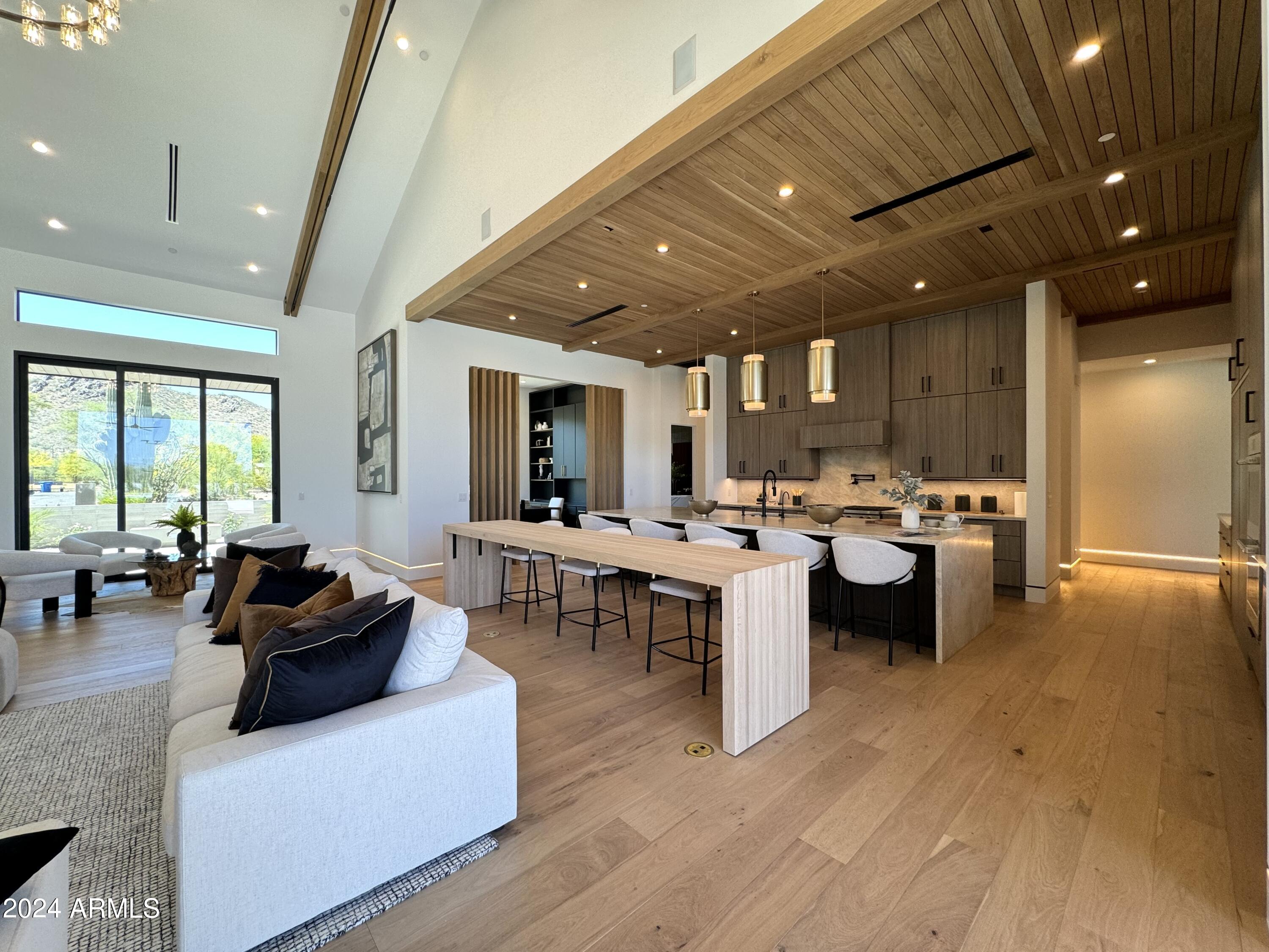 4116 East Mountain View Road Phoenix, AZ 85028 - Photo 21 of 100 IMG_1911