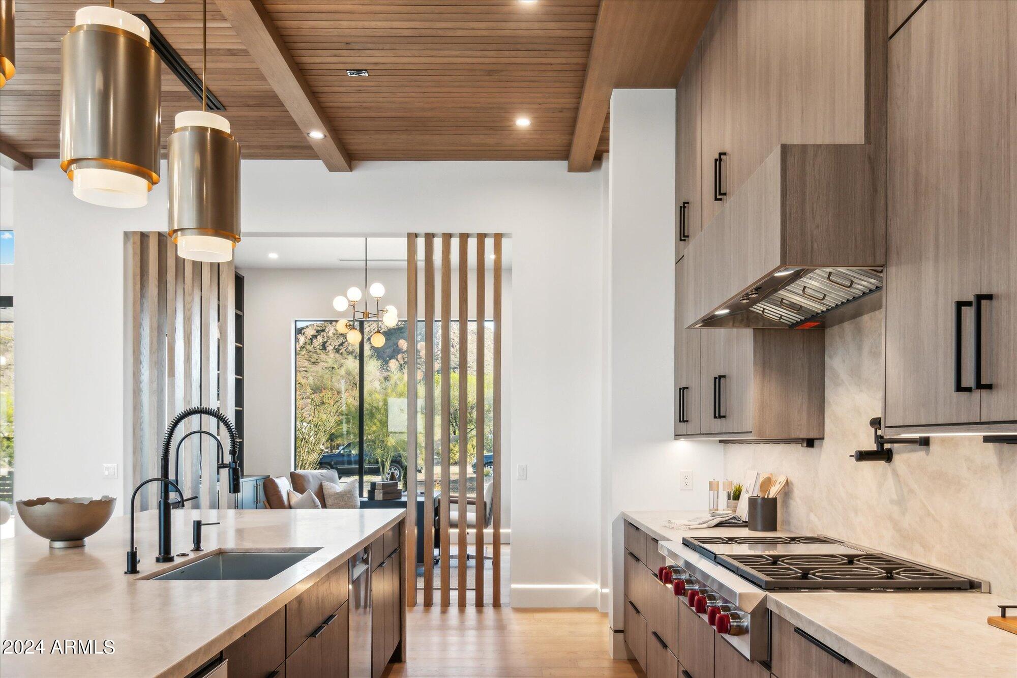 4116 East Mountain View Road Phoenix, AZ 85028 - Photo 24 of 100 019-DSC_4747