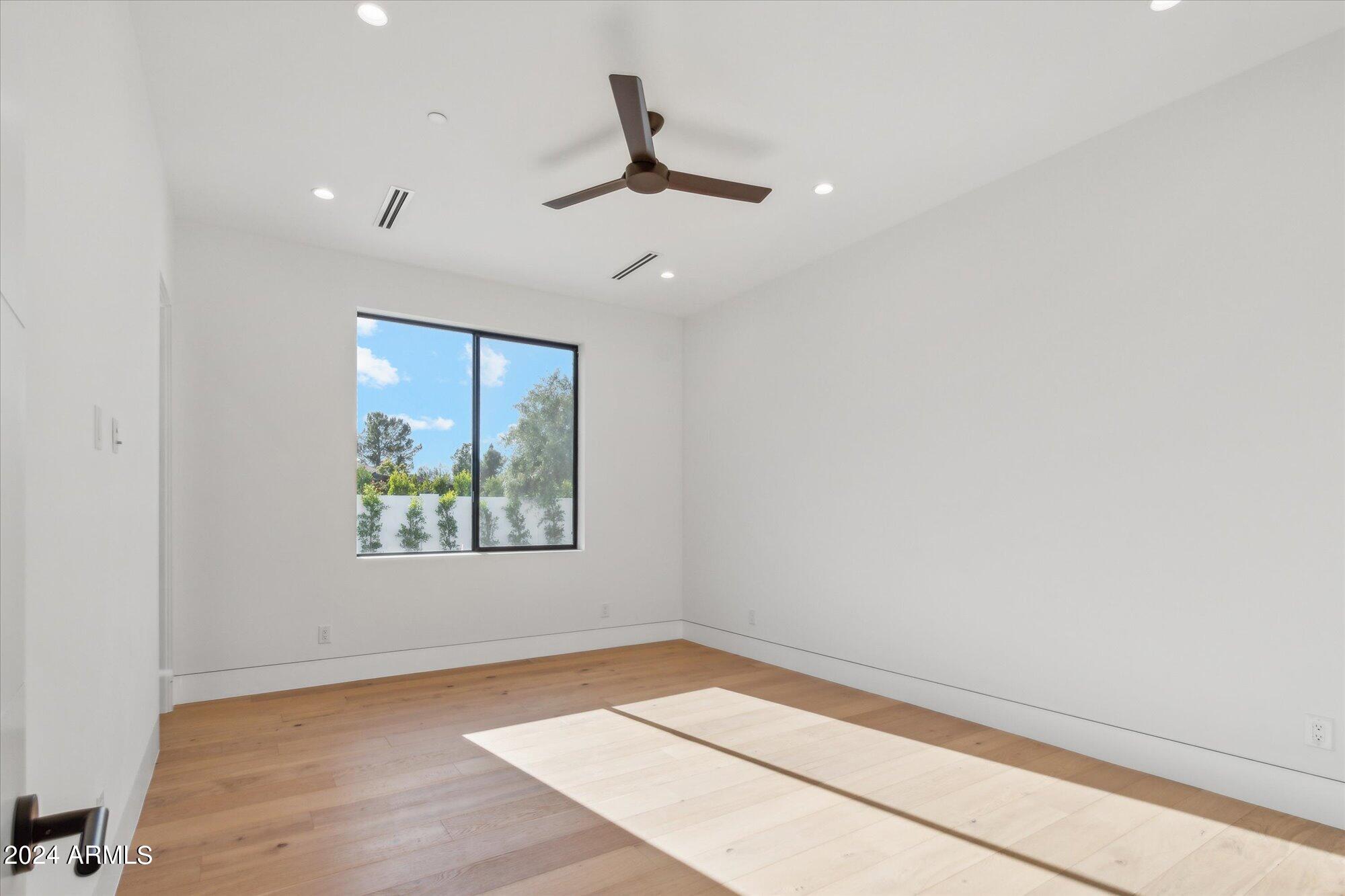 4116 East Mountain View Road Phoenix, AZ 85028 - Photo 33 of 100 028-DSC_4517