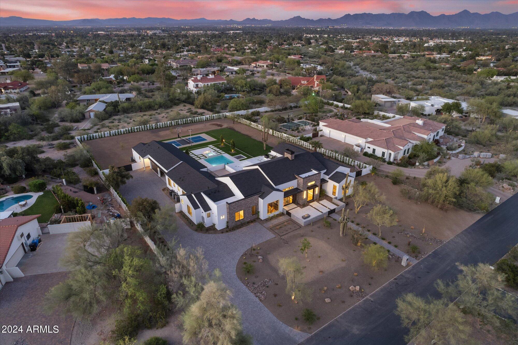 4116 East Mountain View Road Phoenix, AZ 85028 - Photo 86 of 100 082-DJI_0548