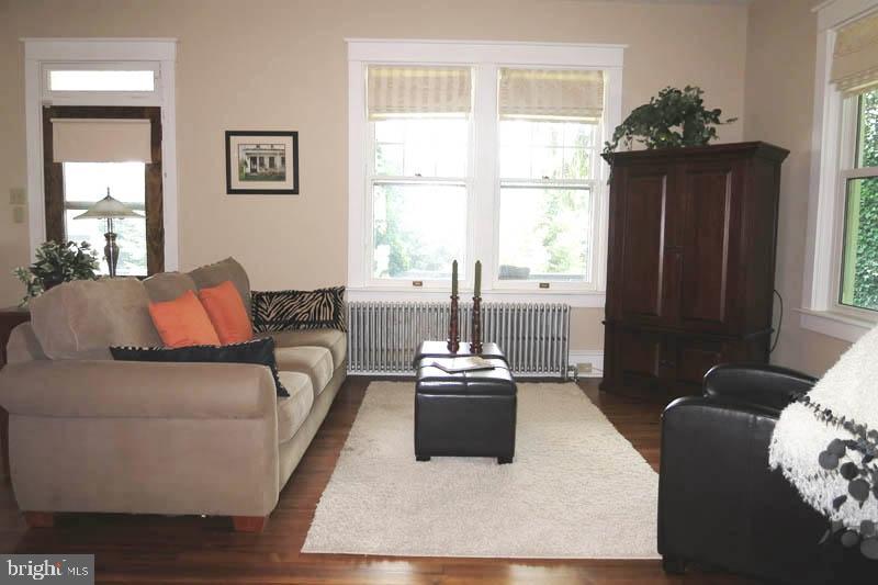 311 Valley Road Lancaster, PA 17601 - Photo 4 of 20