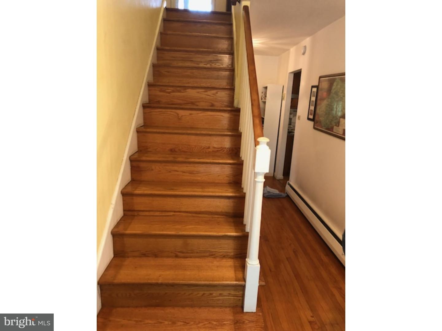 81 Glendale Road Exton, PA 19341 - Photo 13 of 24 Foyer