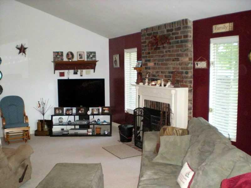 10639 Maze Road Indianapolis, IN 46259 - Photo 9 of 22 Gallery Image 9