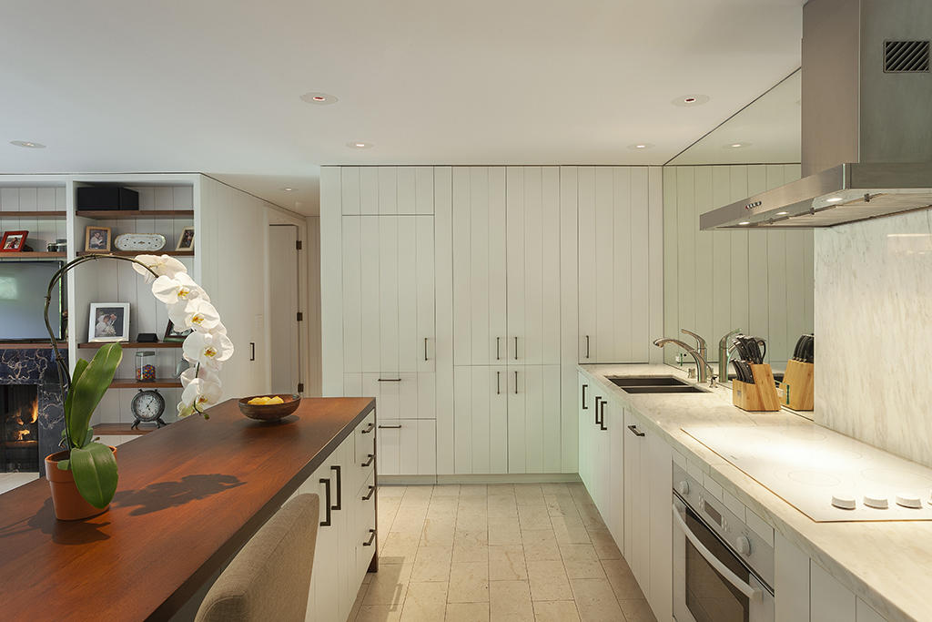 1014 Fairway Road Montecito, CA 93108 - Photo 5 of 17 5-1014 Fairway Kitchen1