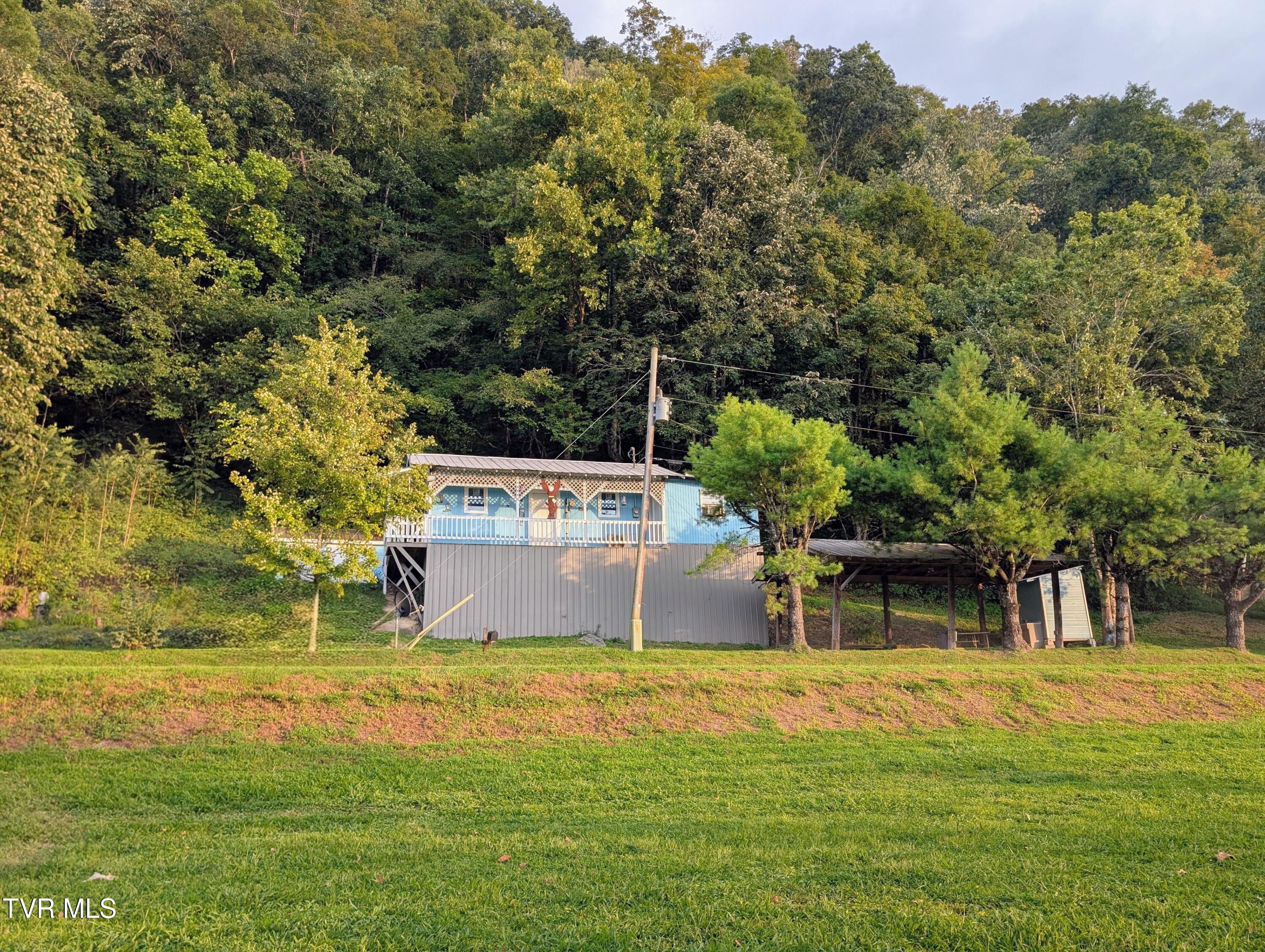 10696 Horton Ford Road Eidson, TN 37731 - Photo 1 of 45 PXL_20250822_232345307~2
