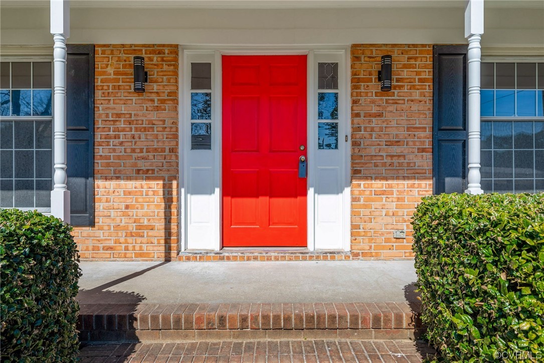 607 Queens Creek Road Williamsburg, VA 23185 - Photo 5 of 13 a house view with a outdoor space