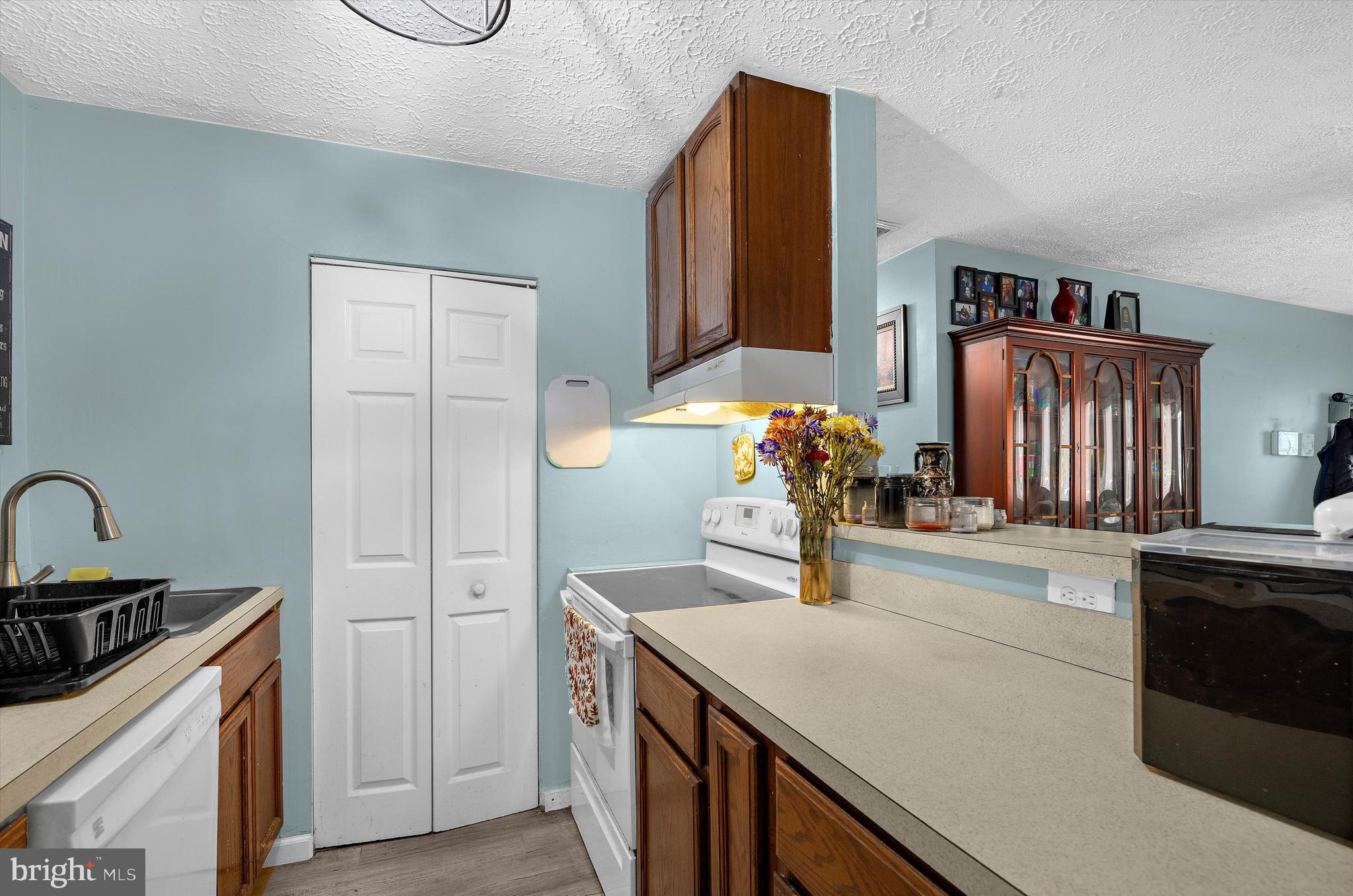 1921 Norwich Road Glen Burnie, MD 21061 - Photo 11 of 37 a kitchen with sink cabinets and appliances