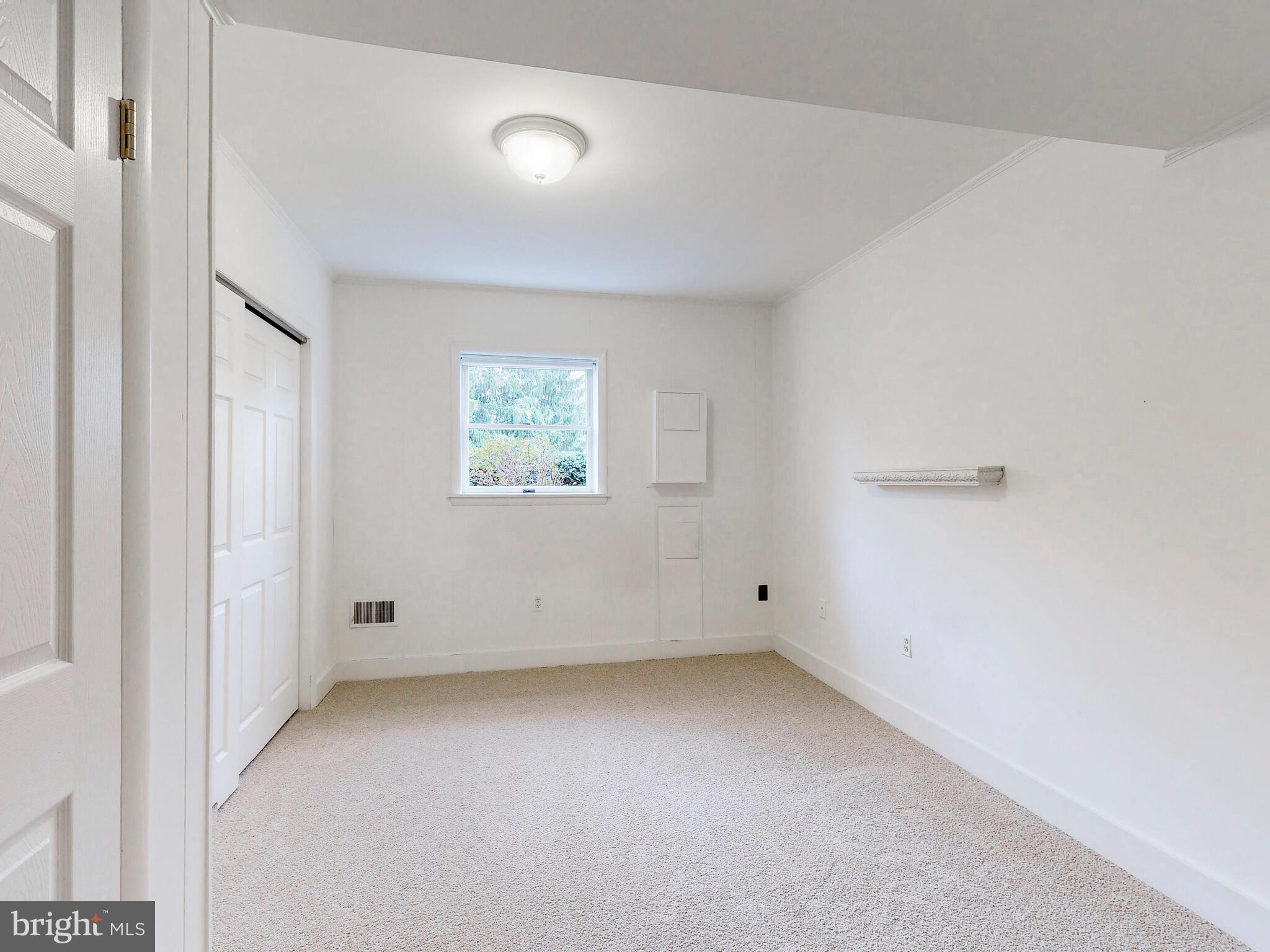 2628 Thornbrook Road Ellicott City, MD 21042 - Photo 28 of 38 Lower Level Bedroom 4