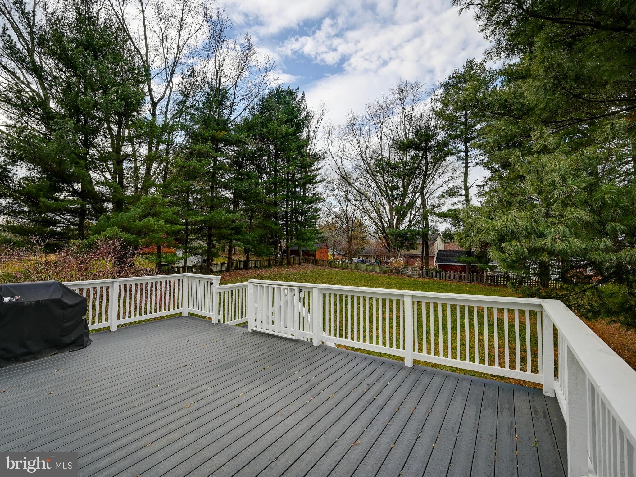 2628 Thornbrook Road Ellicott City, MD 21042 - Photo 30 of 38 21x16 Trex Deck