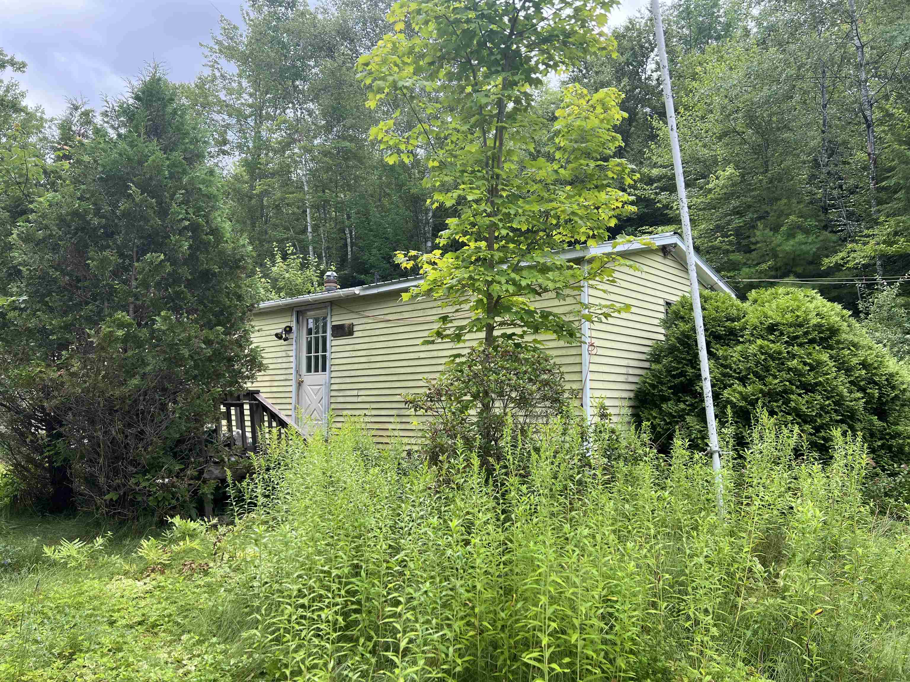 1586 Benton Road Haverhill, NH 03774 - Photo 2 of 4