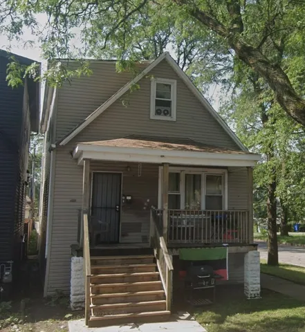 $105,000 | 2059 West 68th Street, Chicago, IL 60636