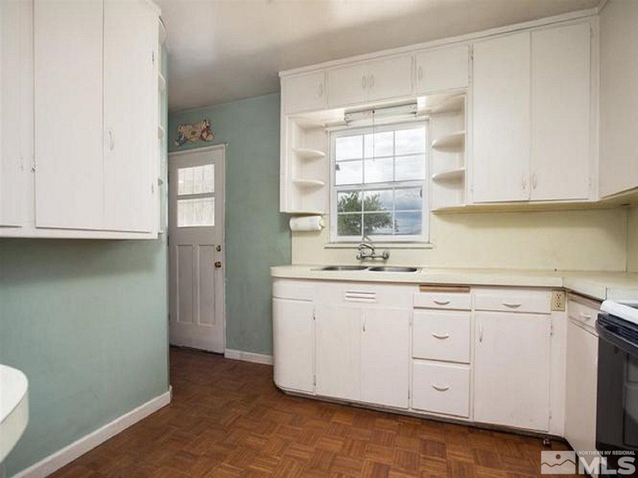 779 Stewart Street Reno, NV 89502 - Photo 14 of 23 Photo 14