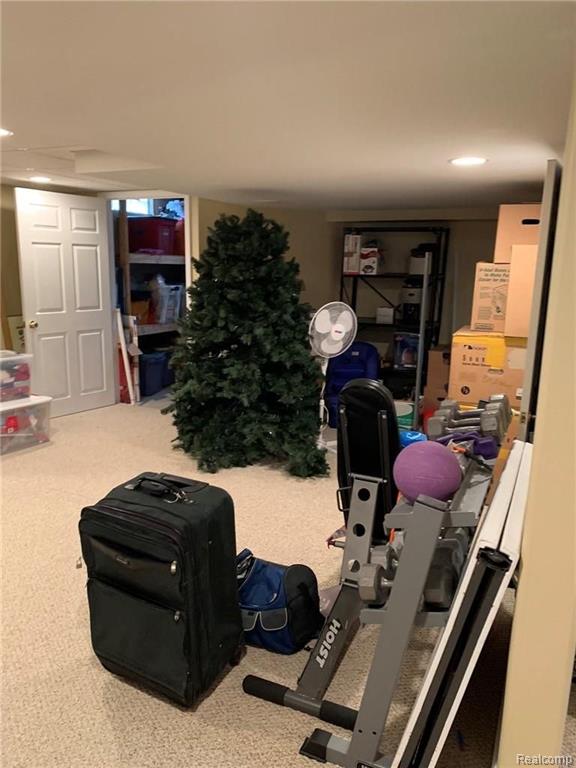 829 Stag Ridge Road Rochester, MI 48309 - Photo 23 of 27
