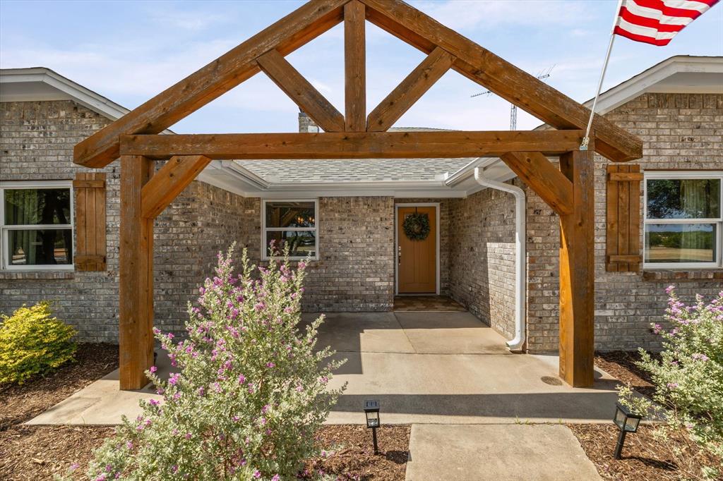314 Bend Of The Bosque Road China Spring, TX 76633 - Photo 1 of 38 Gallery Image 1