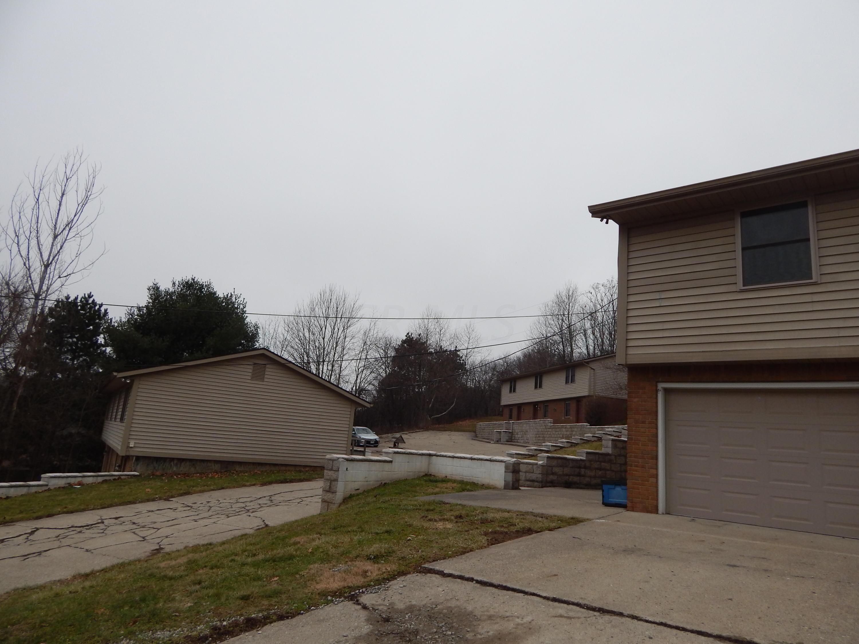 1688-1692 Watson Road Southeast Heath, OH 43056 - Photo 4 of 5
