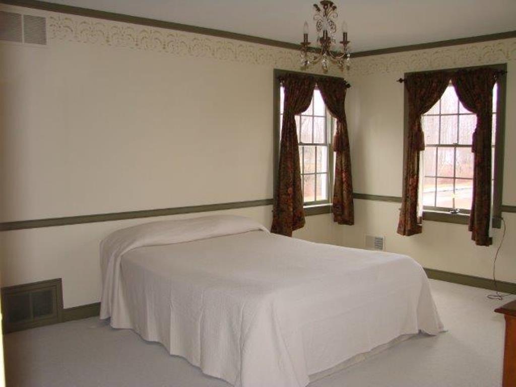 660 Battle Ridge Road Clinton, ME 04927 - Photo 11 of 26 Photo