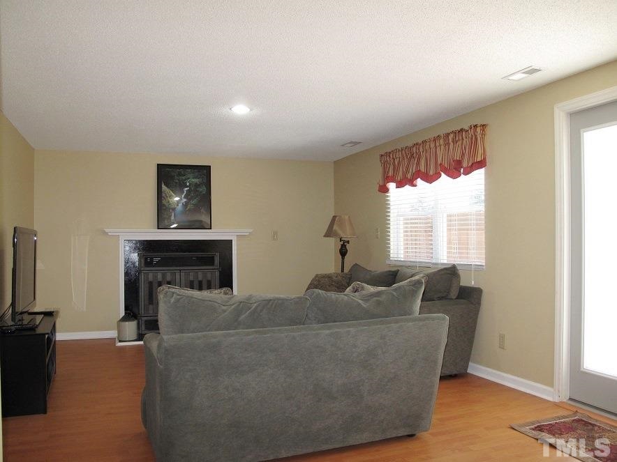 5520 Lacy Road Durham, NC 27713 - Photo 4 of 20 Gallery Image 4