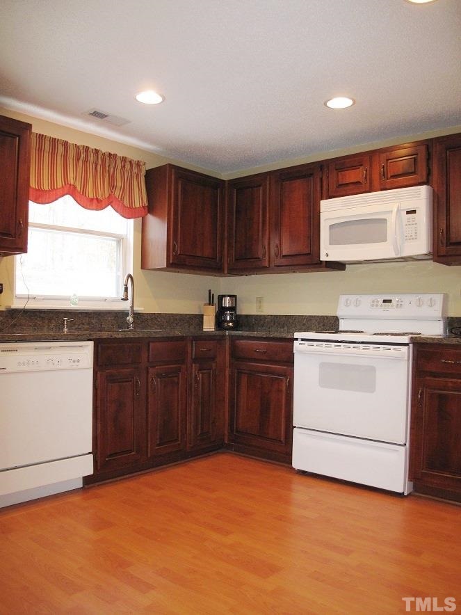 5520 Lacy Road Durham, NC 27713 - Photo 7 of 20 Gallery Image 7