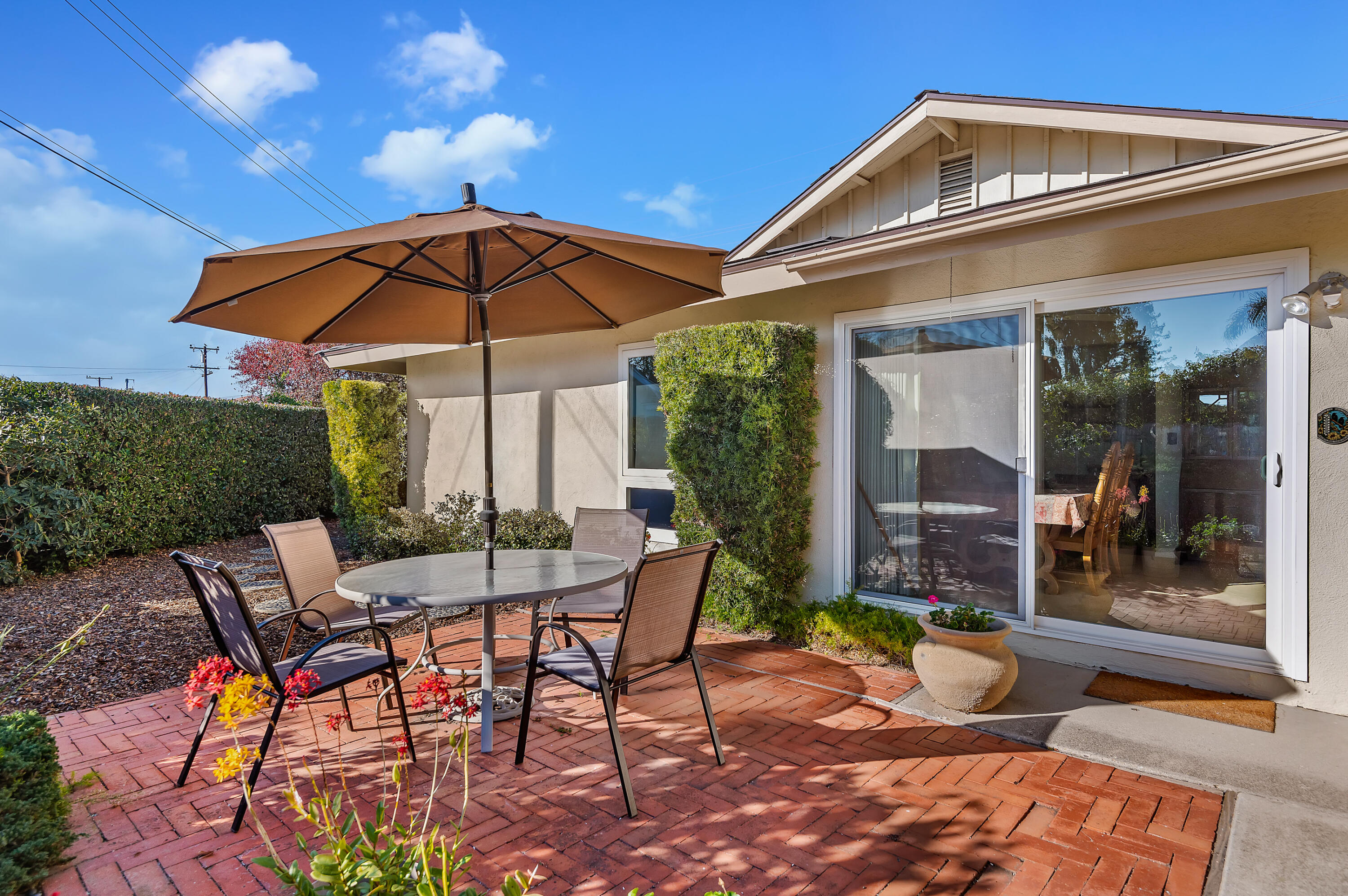 543 Las Perlas Drive Santa Barbara, CA 93111 - Photo 16 of 20 16 - Back Patio