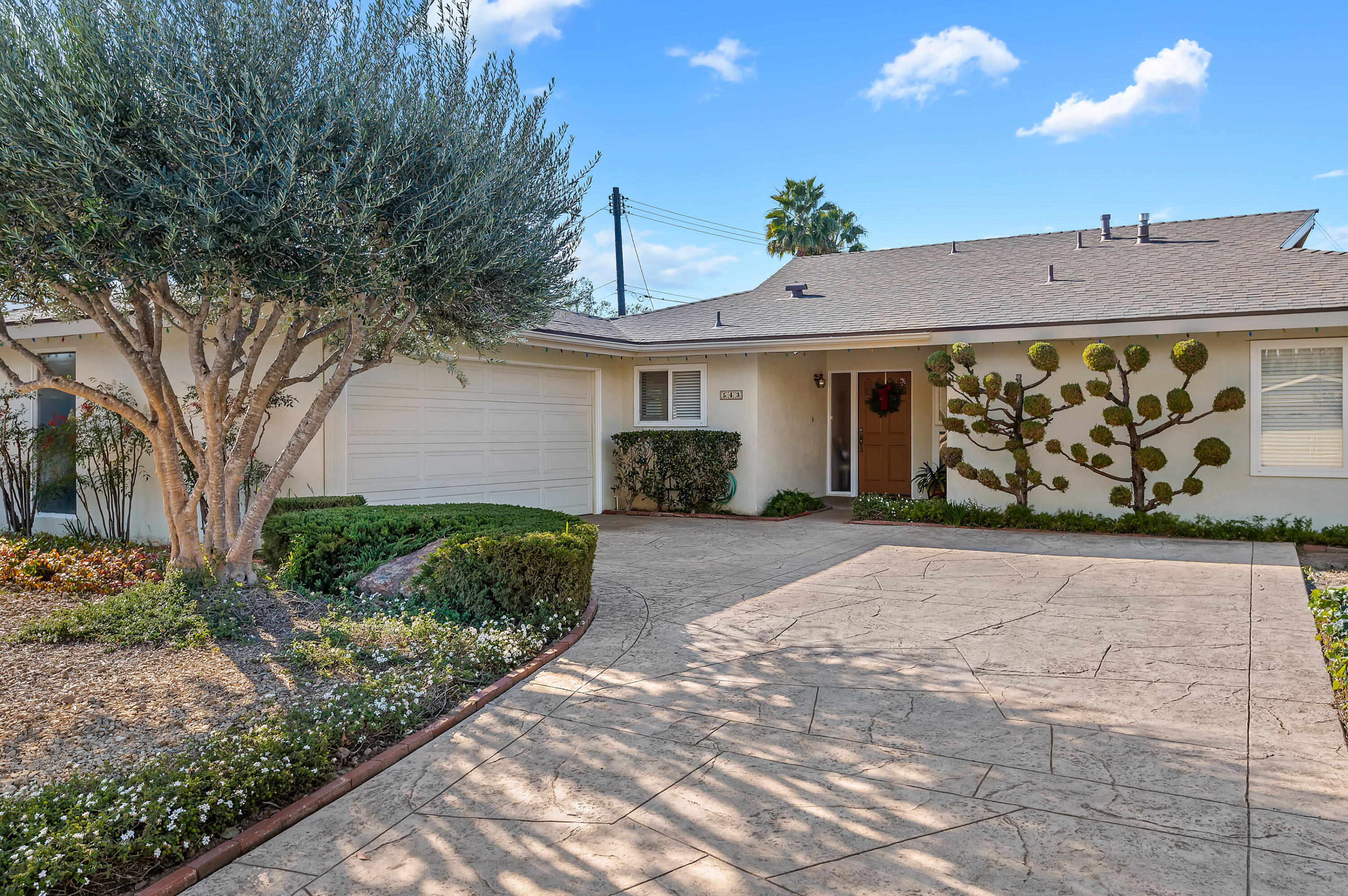 543 Las Perlas Drive Santa Barbara, CA 93111 - Photo 2 of 20 02 - Exterior View