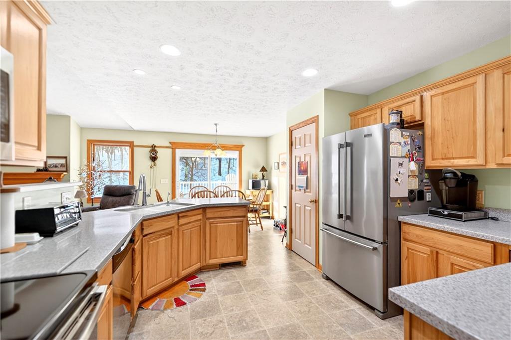 181 Pigeon Creek Road Eighty Four, PA 15330 - Photo 13 of 47