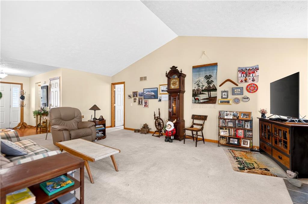 181 Pigeon Creek Road Eighty Four, PA 15330 - Photo 4 of 47