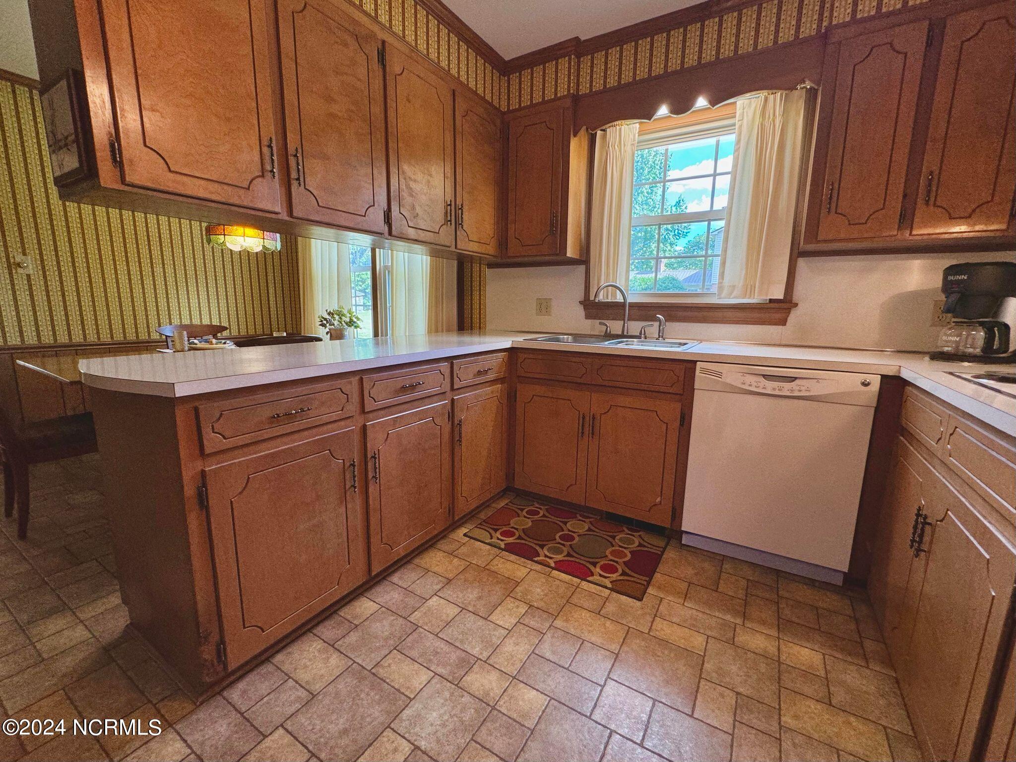 2007 Hardee Road Kinston, NC 28504 - Photo 28 of 58 445374167_1607981993323892_1340983117230
