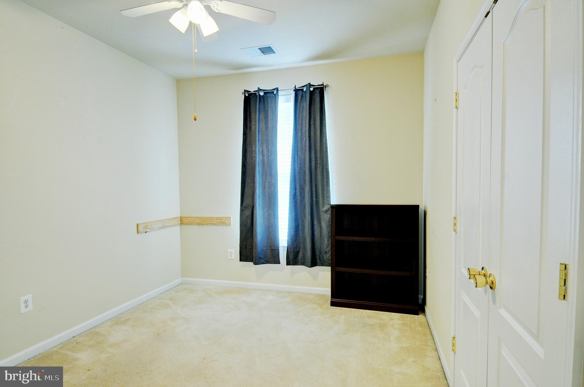 223 Spanish Oak Road Stephens City, VA 22655 - Photo 17 of 48 Front Bedroom