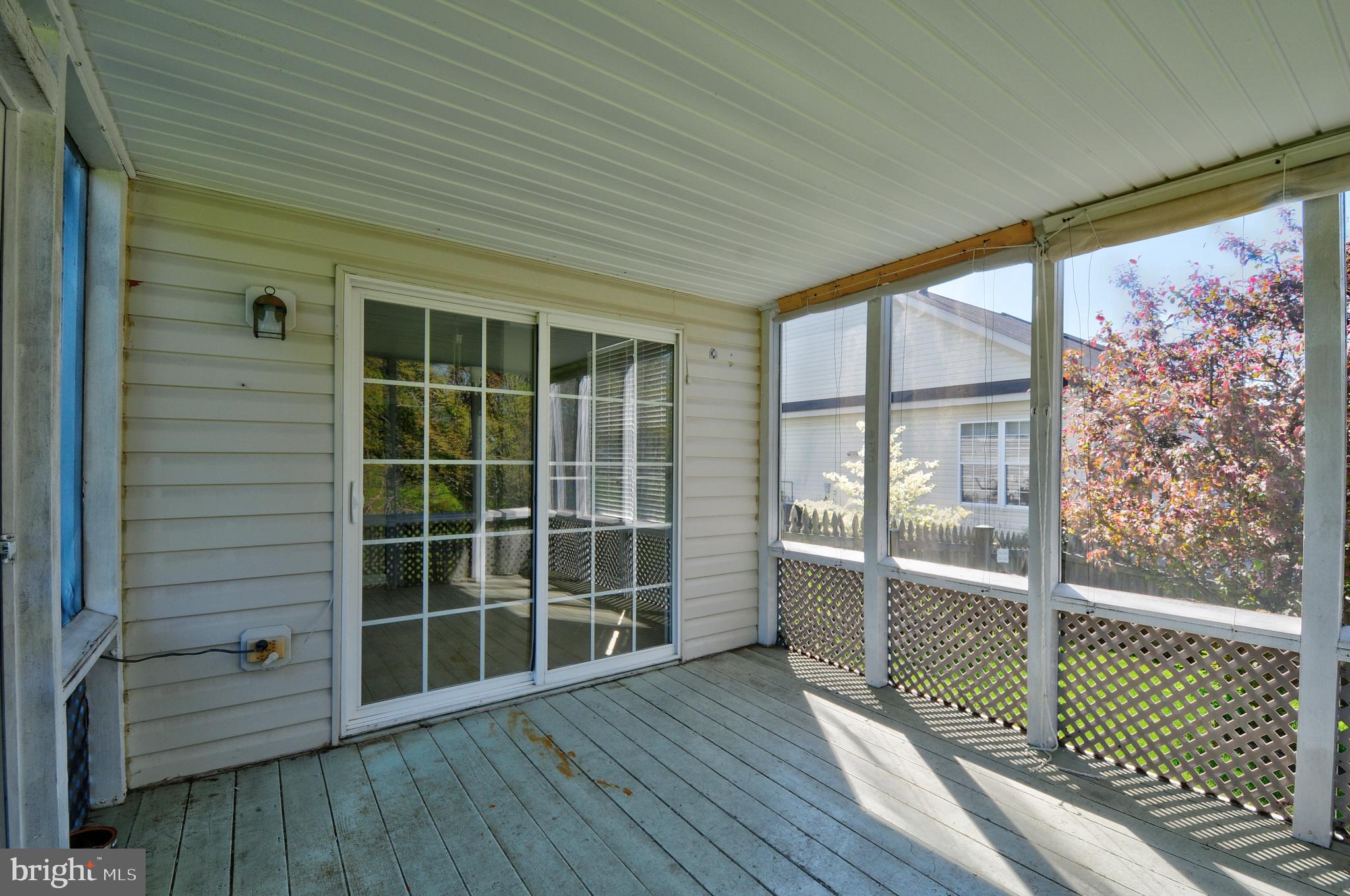223 Spanish Oak Road Stephens City, VA 22655 - Photo 36 of 48 Screened in porch