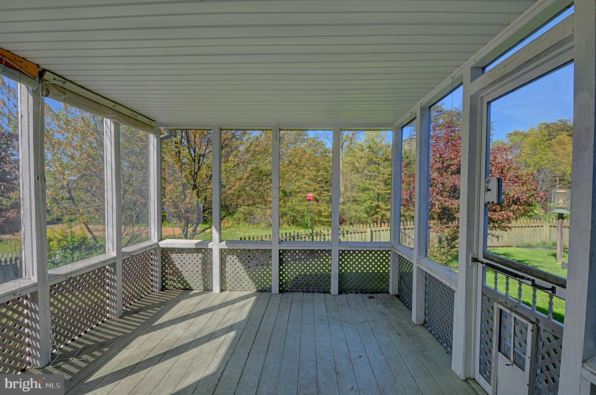 223 Spanish Oak Road Stephens City, VA 22655 - Photo 39 of 48 Screened in porch