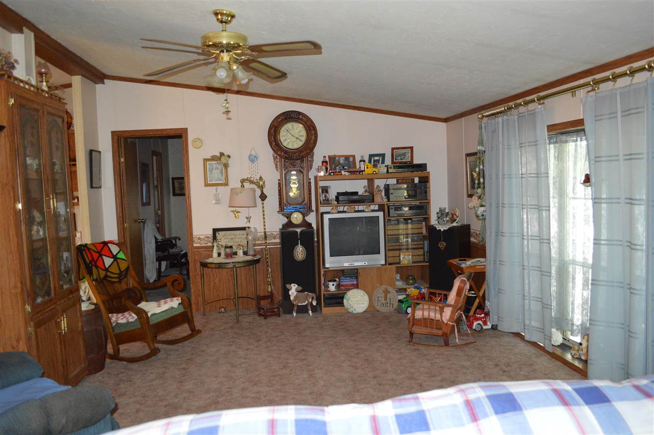 5906 North St Road Bruceville, IN 47516 - Photo 10 of 31