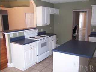 3017 Red Fern Road Cantonment, FL 32533 - Photo 4 of 19 Gallery Image 4