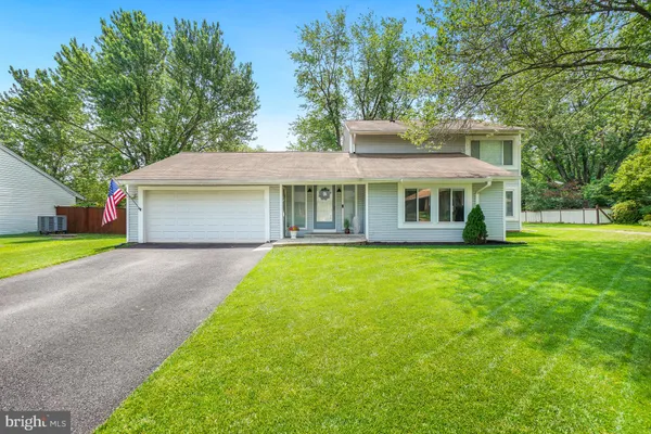 $659,000 | 212 West Meadowland Lane, Sterling, VA 20164