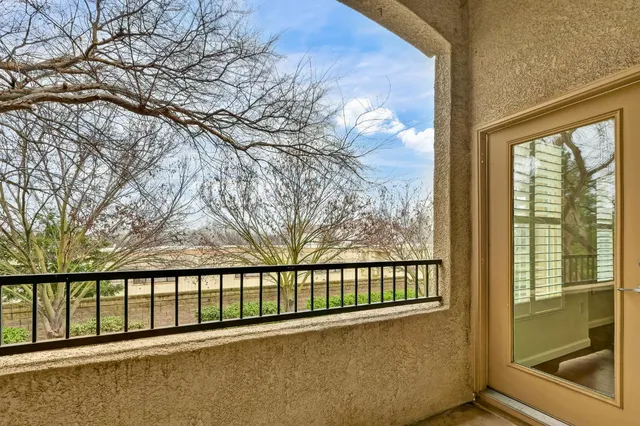 $439,000 | 5350 Dunlay Drive, Unit 2011, Sacramento, CA 95835