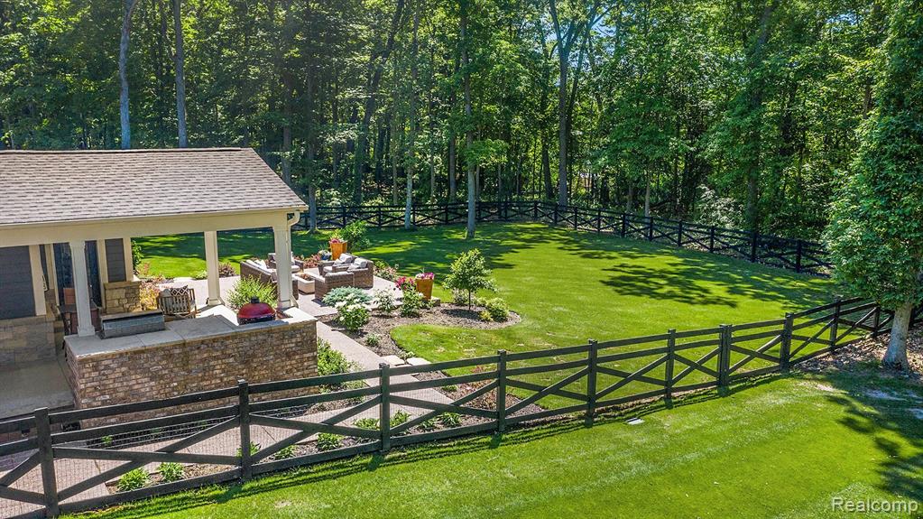 471 Montclair Way Milford, MI 48381 - Photo 60 of 75