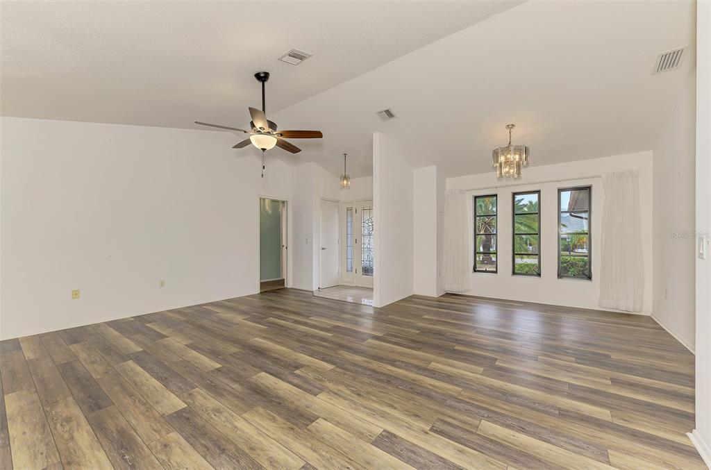5833 Madison Road Venice, FL 34293 - Photo 12 of 50