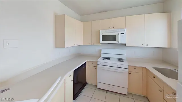 $655,000 | 2101 Sun Avenue, North Las Vegas, NV 89030