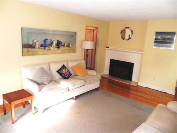 36 Woodlock Road Hingham, MA 02043 - Photo 9 of 30 Gallery Image 9