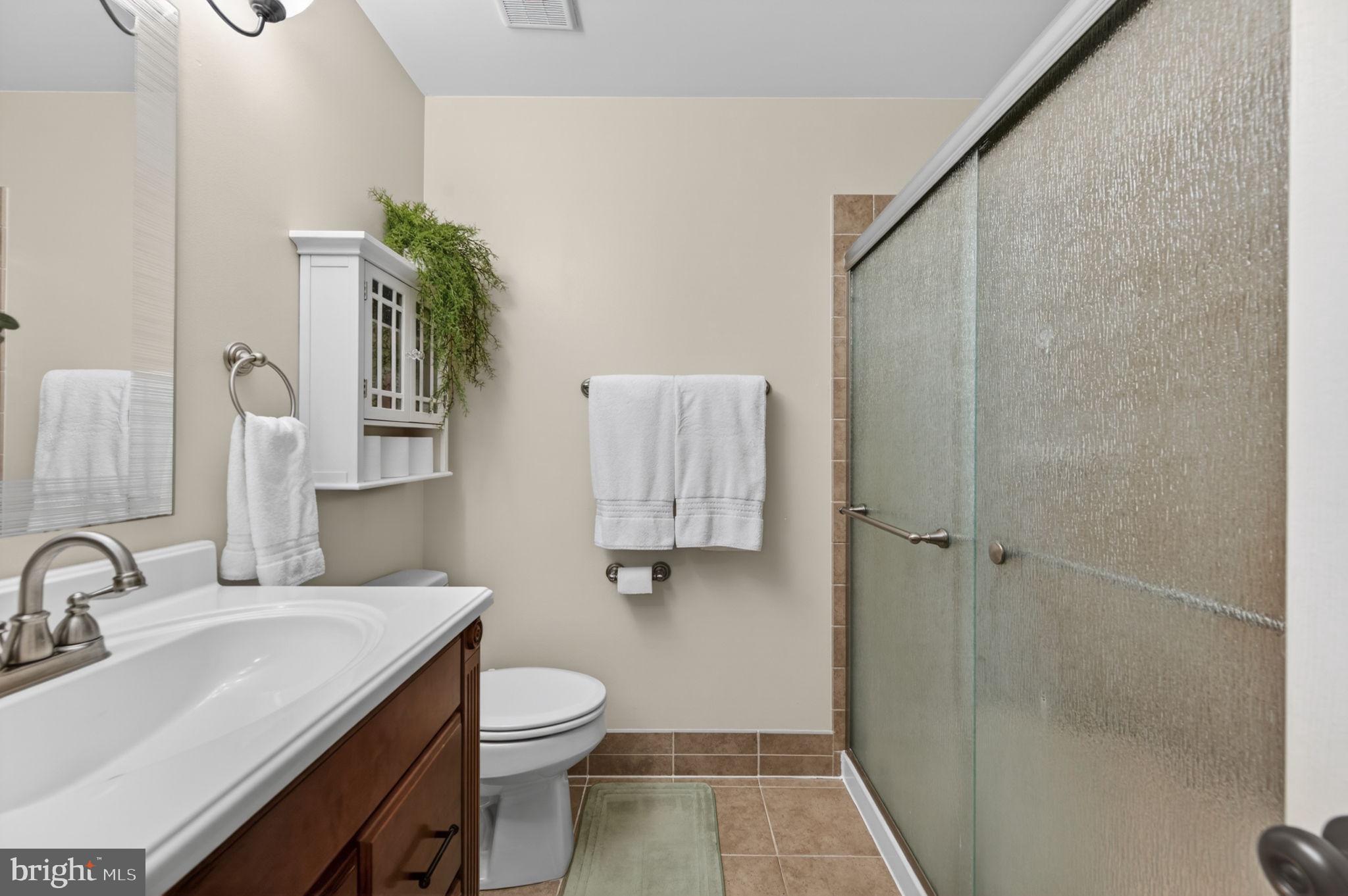 706 Ruddy Court Havre de Grace, MD 21078 - Photo 20 of 59 hall bathroom