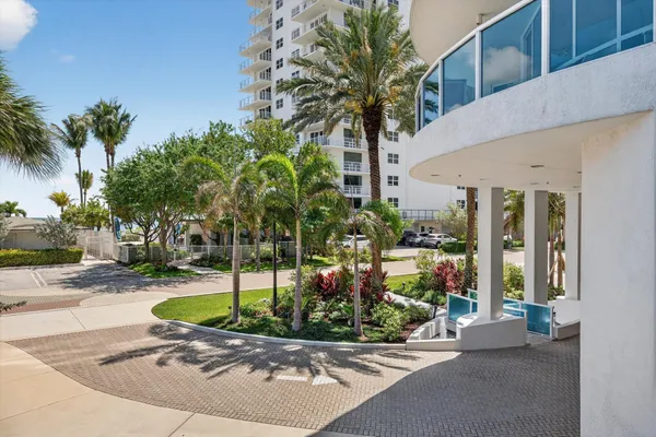 $8,000 | 801 Briny Avenue, Unit 1501, Pompano Beach, FL 33062