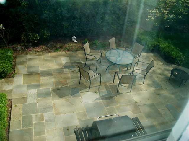 1047 Whittier Road Grosse Pointe, MI 48230 - Photo 28 of 29 31099889-27.JPG