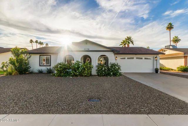 $560,000 | 2236 South Evergreen Road, Tempe, AZ 85282