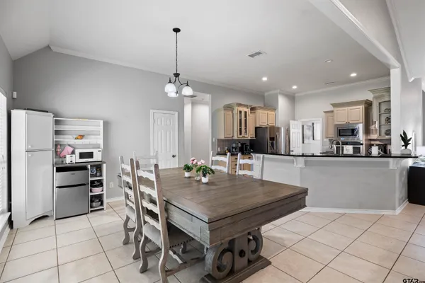 $415,000 | 618 Huntwick Lane, Tyler, TX 75703